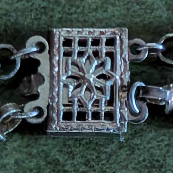 Pearl and Sterling Silver Bracelet - Picture 6 of 8